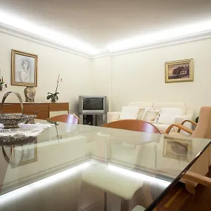 helens-house-apartment.madeira-islandshotels.com/
