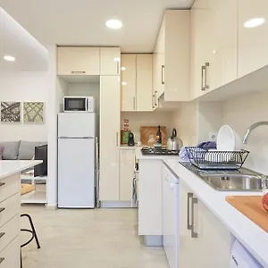 Apartamento Light With Amazing Balcony, By Timecooler, Lisboa