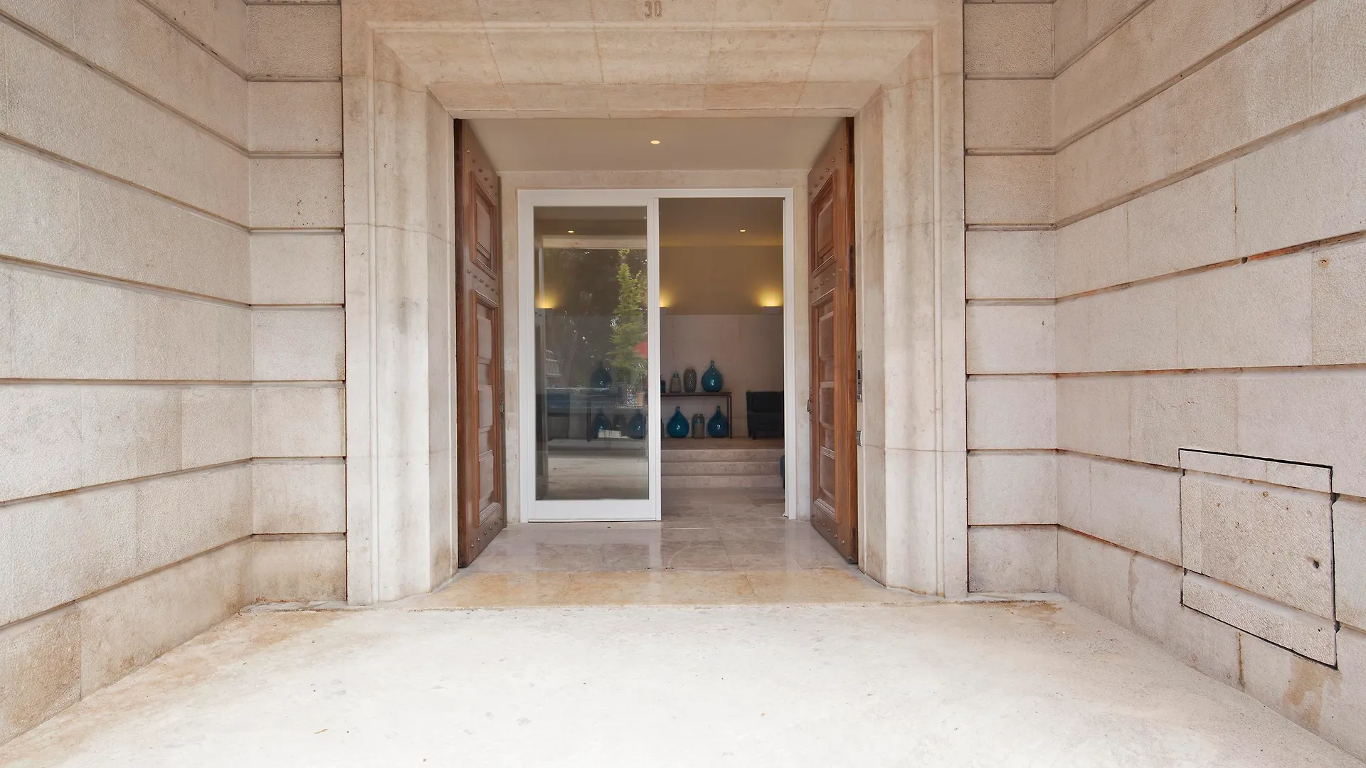 Lisbon Five Stars Apartments 8 Building