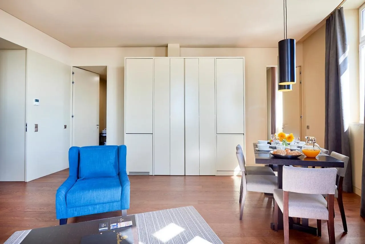 Lisbon Five Stars Apartments 8 Building
